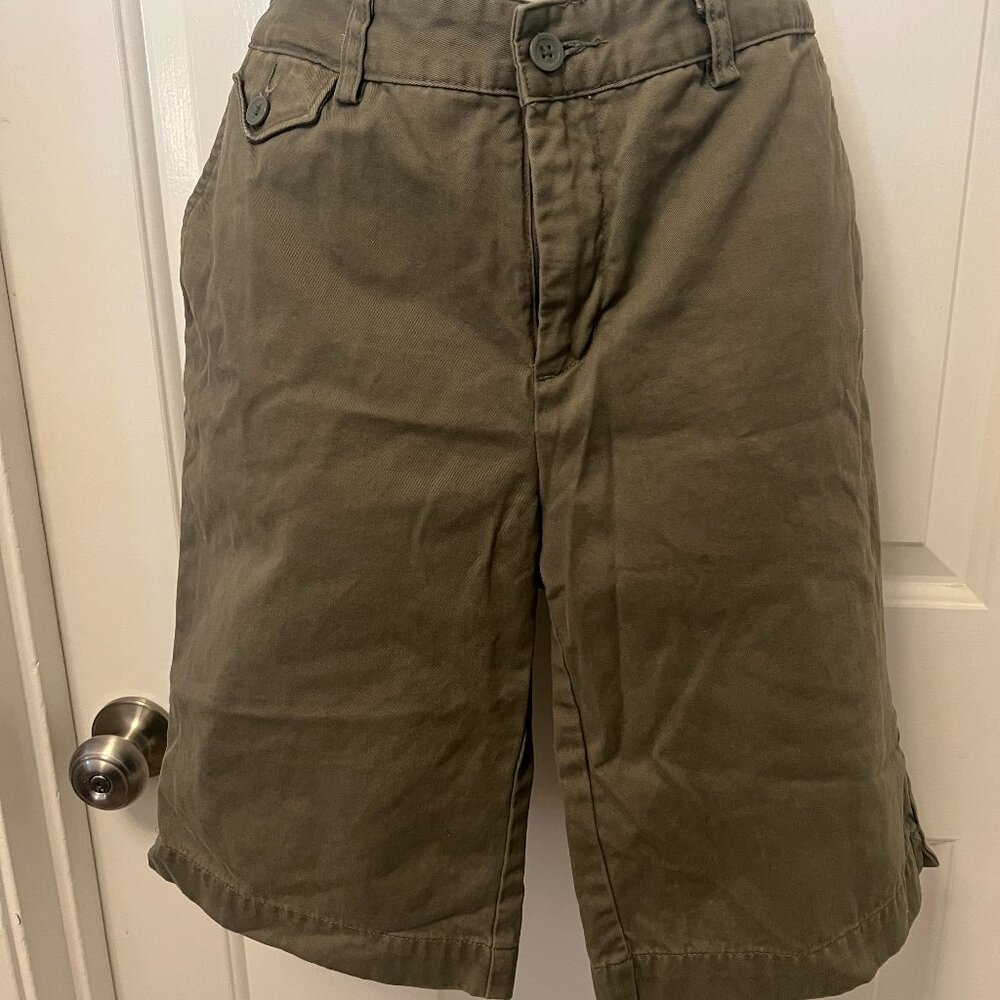 Eddie Bauer Army Green Bermuda Shorts